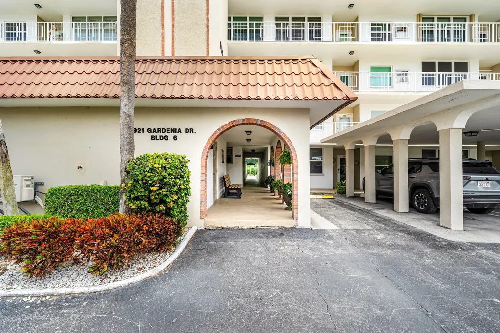 921 Gardenia Drive Delray Beach FL 33483
