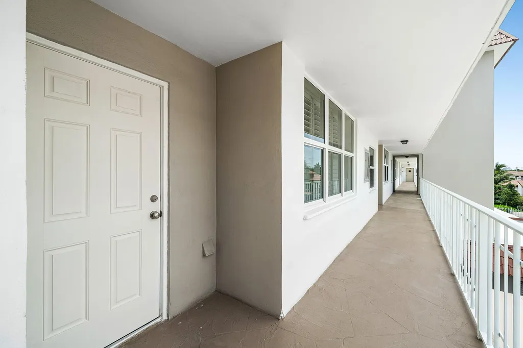921 Gardenia Drive Delray Beach FL 33483