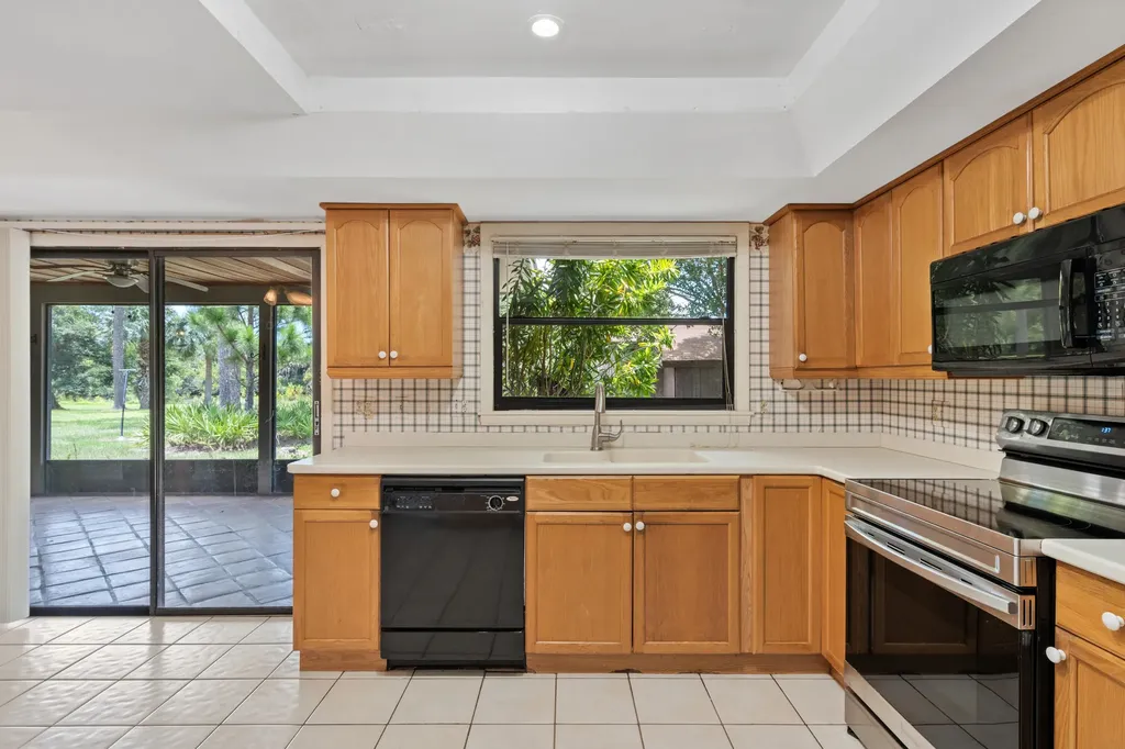 6035 N 180th Street Street N Jupiter FL 33458