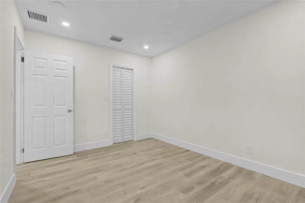 2941 NW 11th Court Fort Lauderdale FL 33311