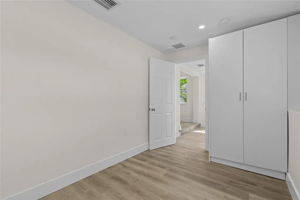 2941 NW 11th Court Fort Lauderdale FL 33311