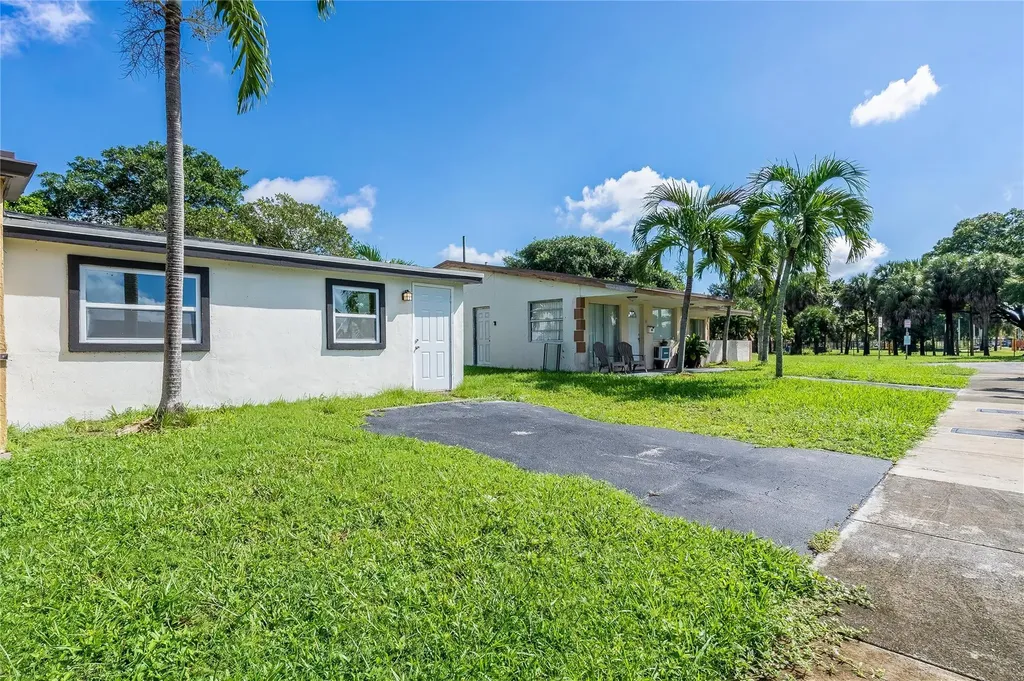 2941 NW 11th Court Fort Lauderdale FL 33311