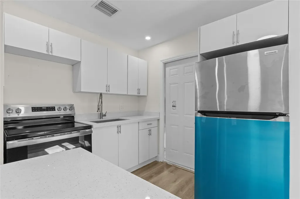 2941 NW 11th Court Fort Lauderdale FL 33311
