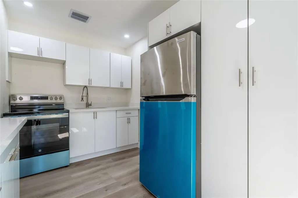 2941 NW 11th Court Fort Lauderdale FL 33311