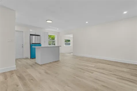 2941 NW 11th Court Fort Lauderdale FL 33311