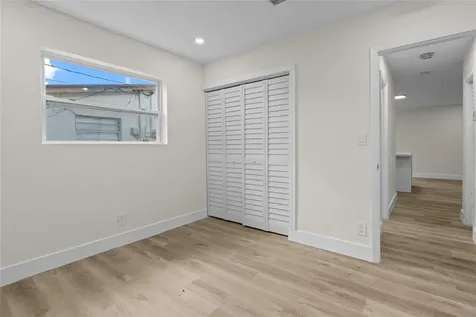 2941 NW 11th Court Fort Lauderdale FL 33311