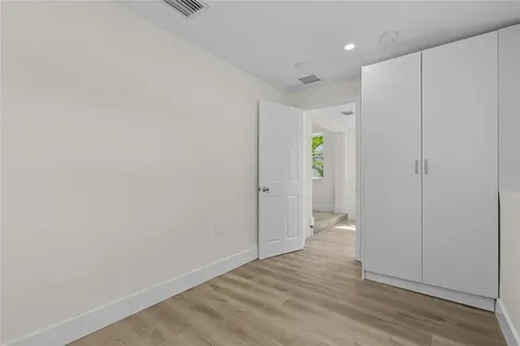 2941 NW 11th Court Fort Lauderdale FL 33311