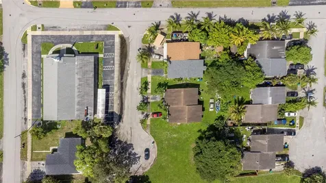 2941 NW 11th Court Fort Lauderdale FL 33311