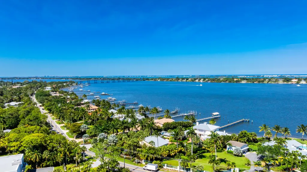 1600 SE Saint Lucie Boulevard Stuart FL 34996