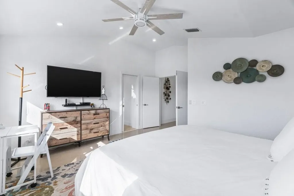 2058 NW 52nd Street Boca Raton FL 33496