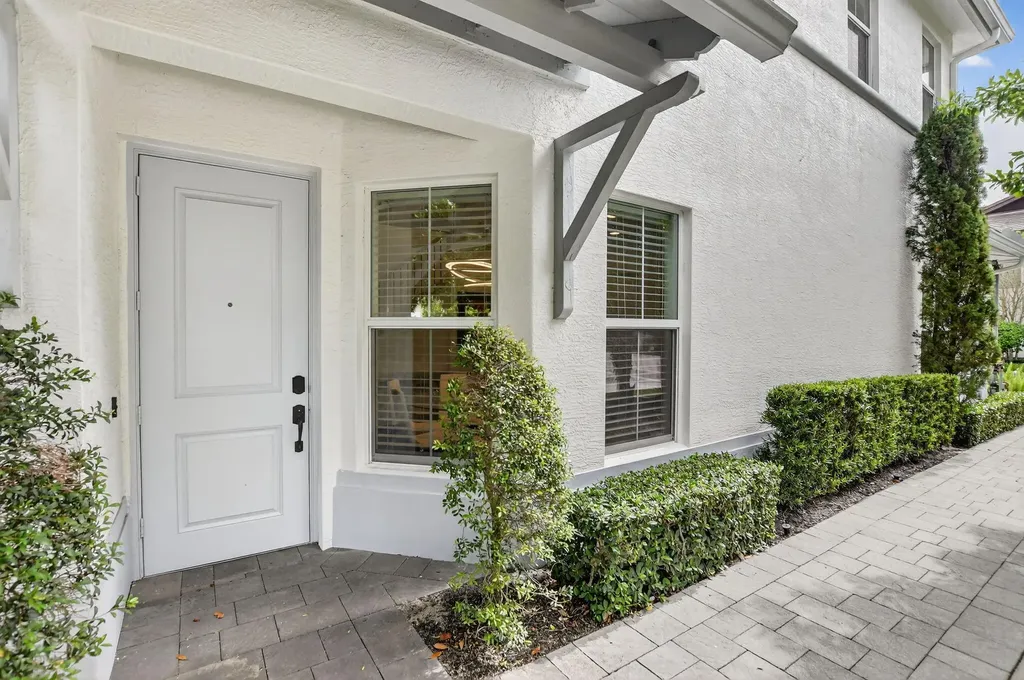 6675 Quiet Wave Trail Boca Raton FL 33433