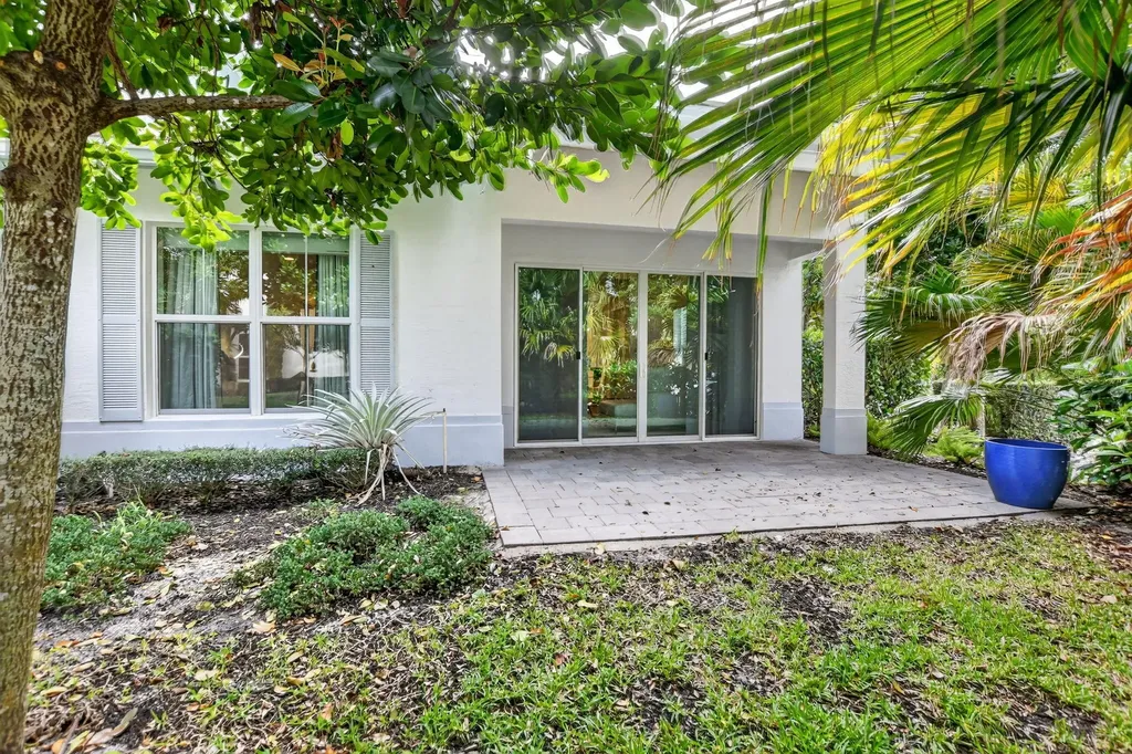6675 Quiet Wave Trail Boca Raton FL 33433