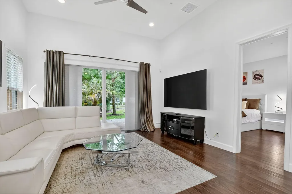 6675 Quiet Wave Trail Boca Raton FL 33433