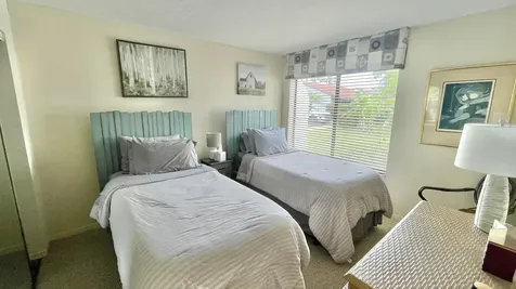 5662 Ainsley Court Boynton Beach FL 33437