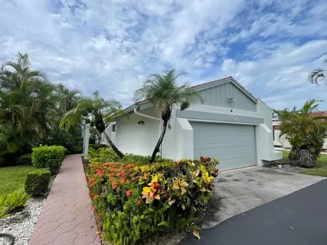 5662 Ainsley Court Boynton Beach FL 33437