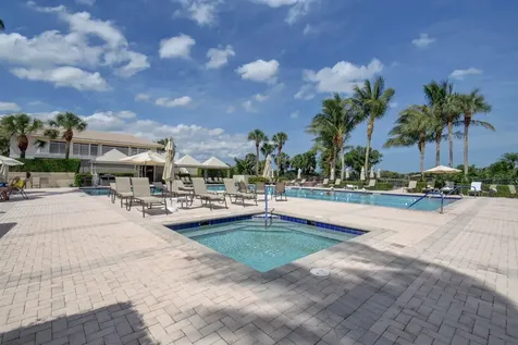 5662 Ainsley Court Boynton Beach FL 33437
