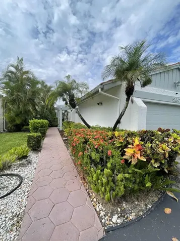 5662 Ainsley Court Boynton Beach FL 33437