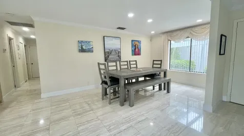 5662 Ainsley Court Boynton Beach FL 33437
