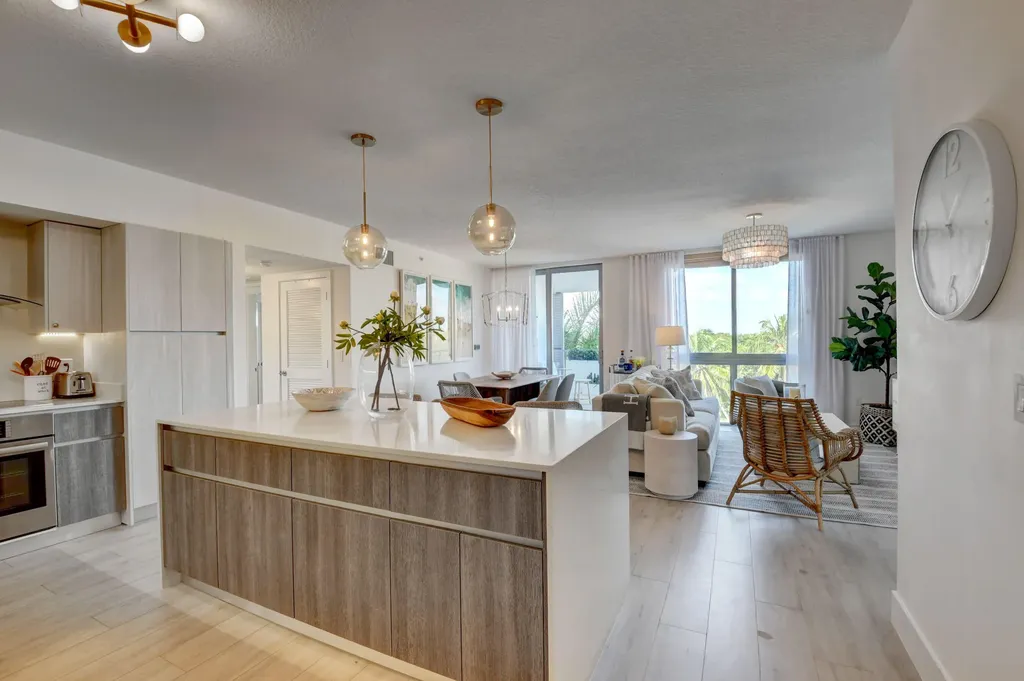111 SE 1st Avenue Delray Beach FL 33444