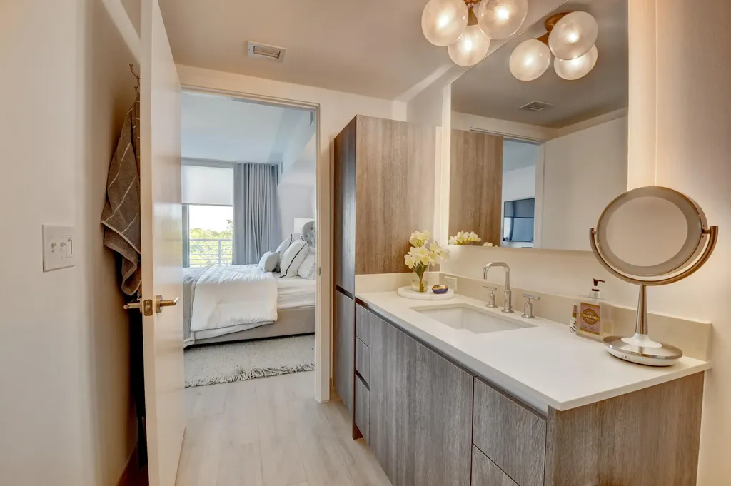 111 SE 1st Avenue Delray Beach FL 33444