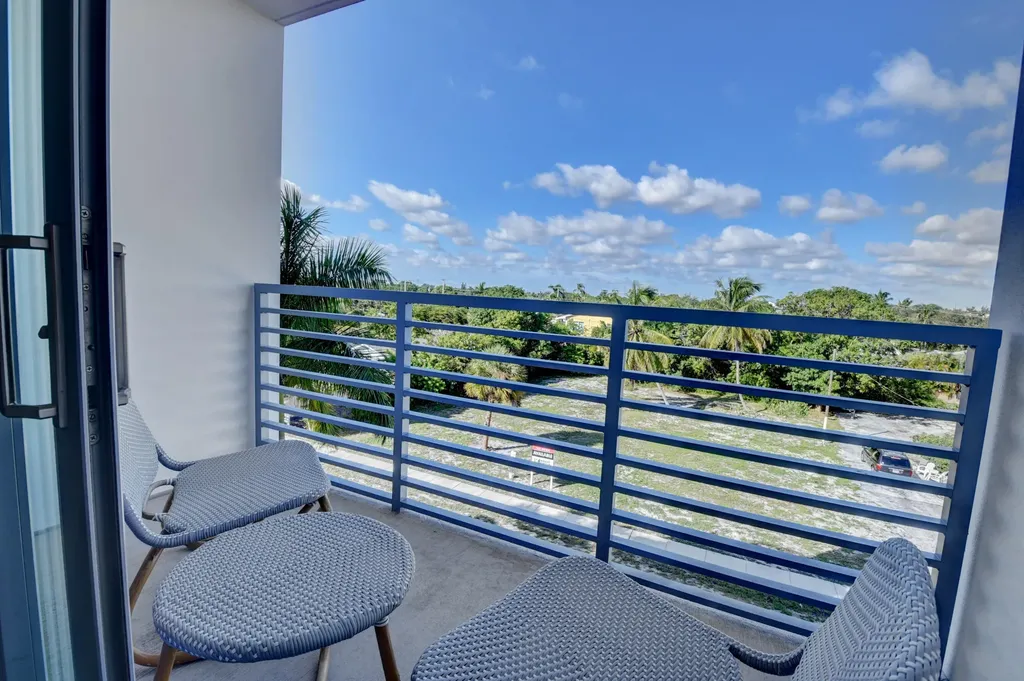 111 SE 1st Avenue Delray Beach FL 33444