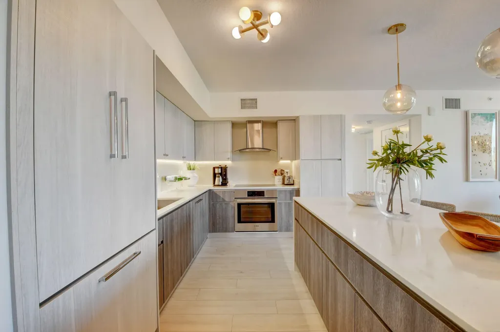 111 SE 1st Avenue Delray Beach FL 33444