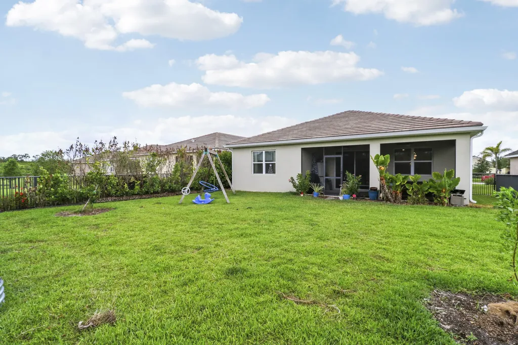 10511 SW Toren Way Port St Lucie FL 34987