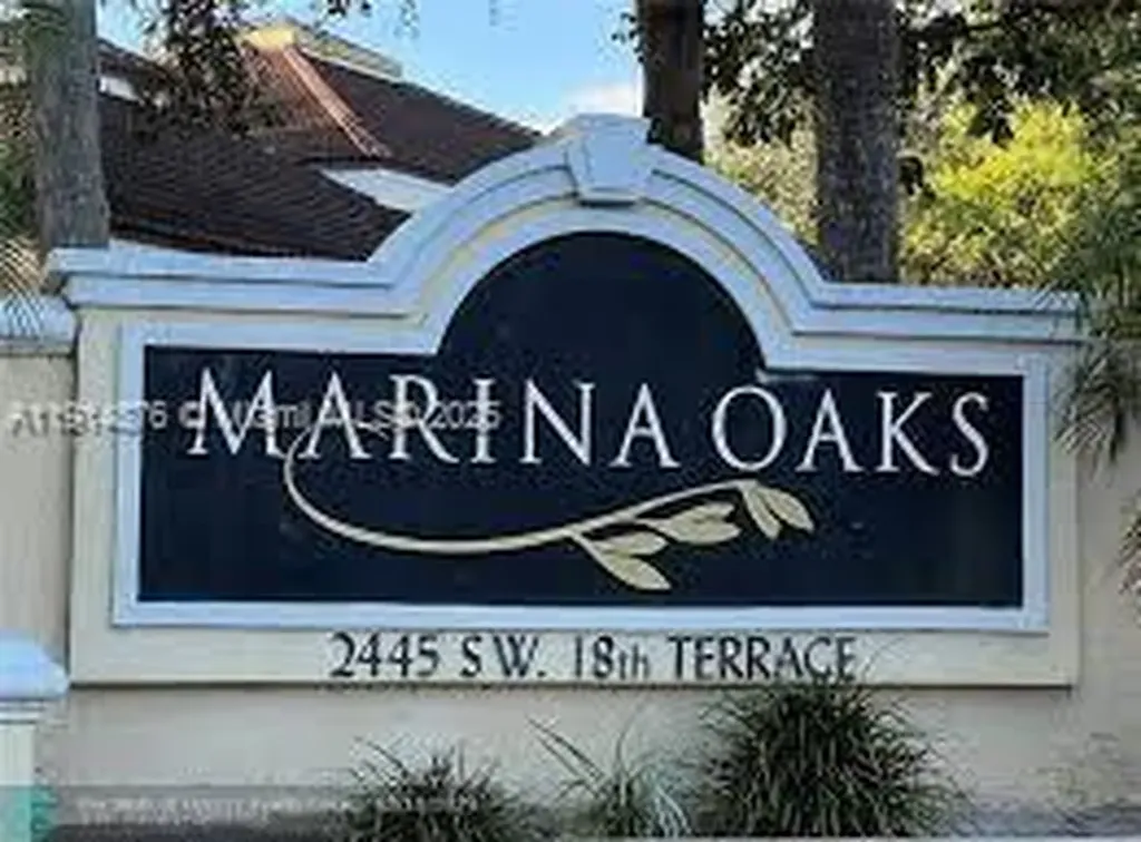 2445 SW 18th Terrace Fort Lauderdale FL 33315