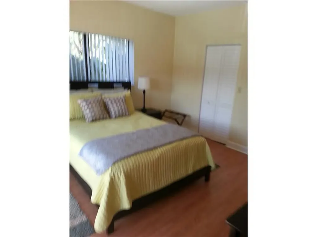 2445 SW 18th Terrace Fort Lauderdale FL 33315