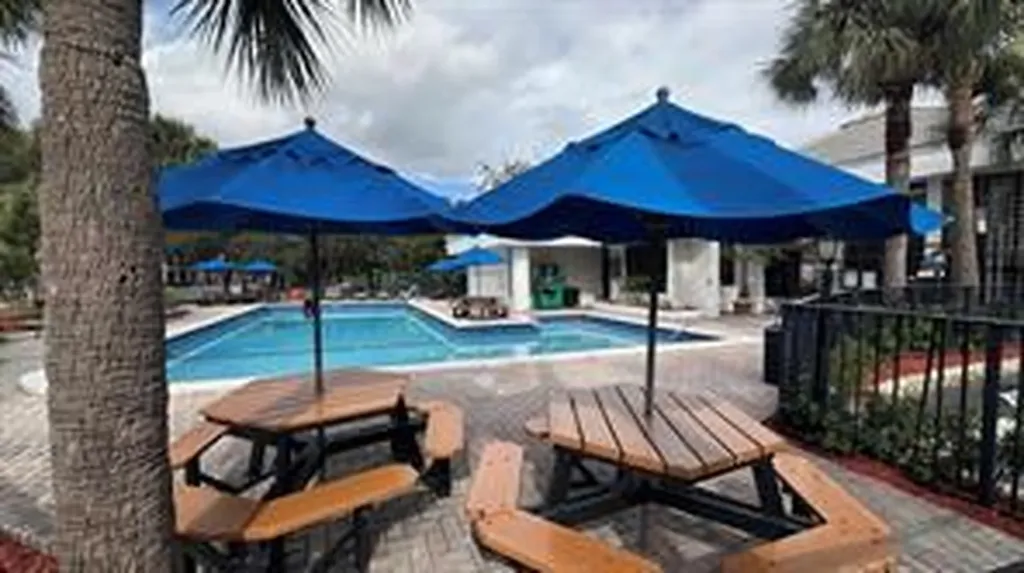 2445 SW 18th Terrace Fort Lauderdale FL 33315