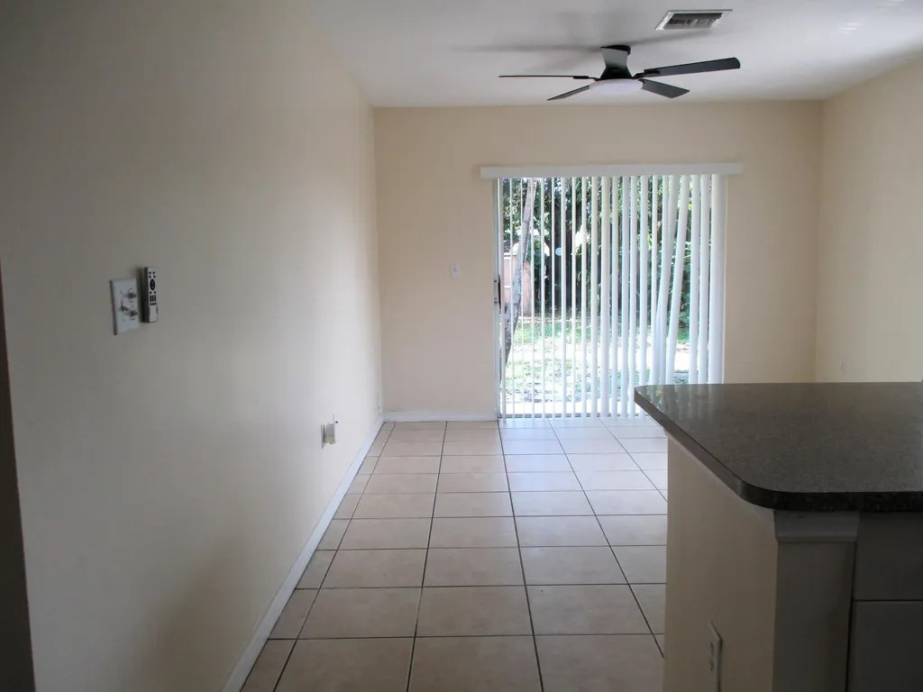 5816 Lincoln Street Hollywood FL 33021