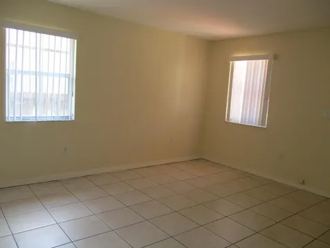 5816 Lincoln Street Hollywood FL 33021