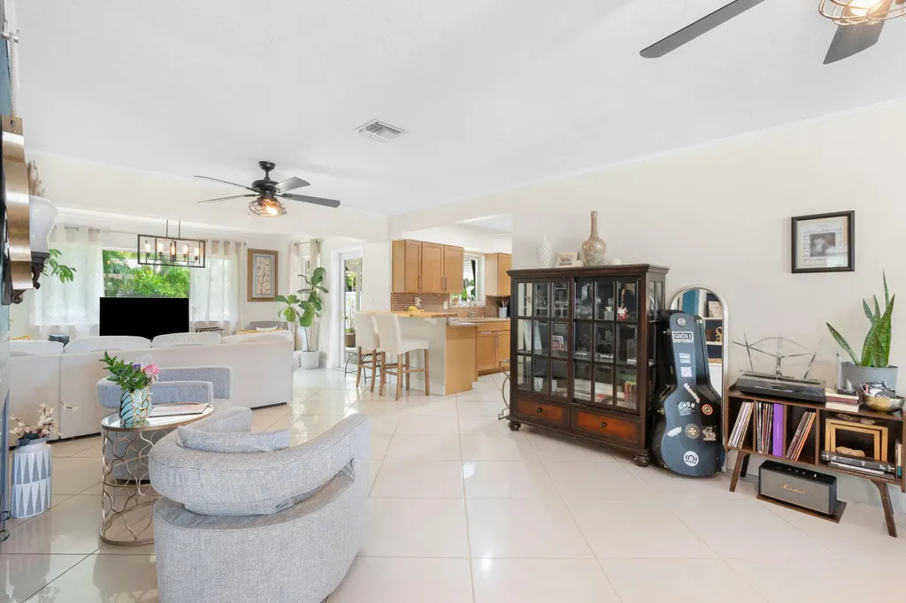 2601 NE 27th Way Fort Lauderdale FL 33306
