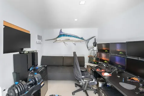2601 NE 27th Way Fort Lauderdale FL 33306