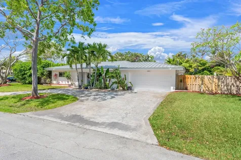 2601 NE 27th Way Fort Lauderdale FL 33306