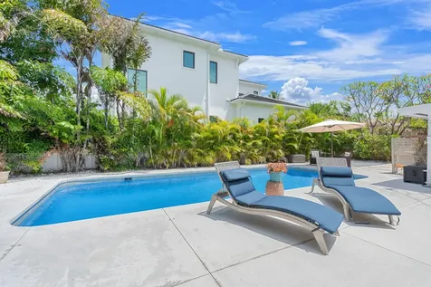 2601 NE 27th Way Fort Lauderdale FL 33306