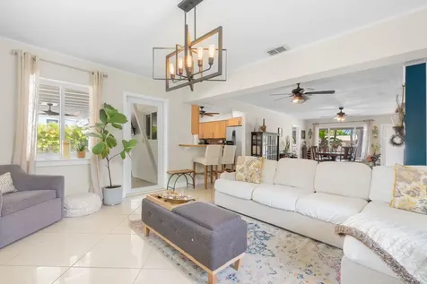 2601 NE 27th Way Fort Lauderdale FL 33306