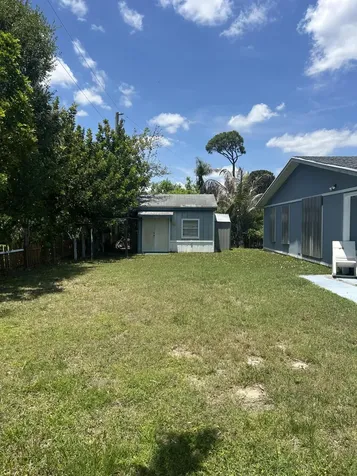 2462 SE Pinero Road Port St Lucie FL 34952