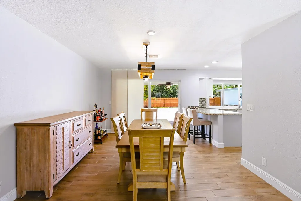1212 Concord Avenue West Palm Beach FL 33417