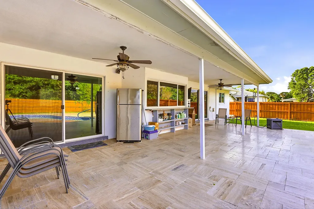 1212 Concord Avenue West Palm Beach FL 33417