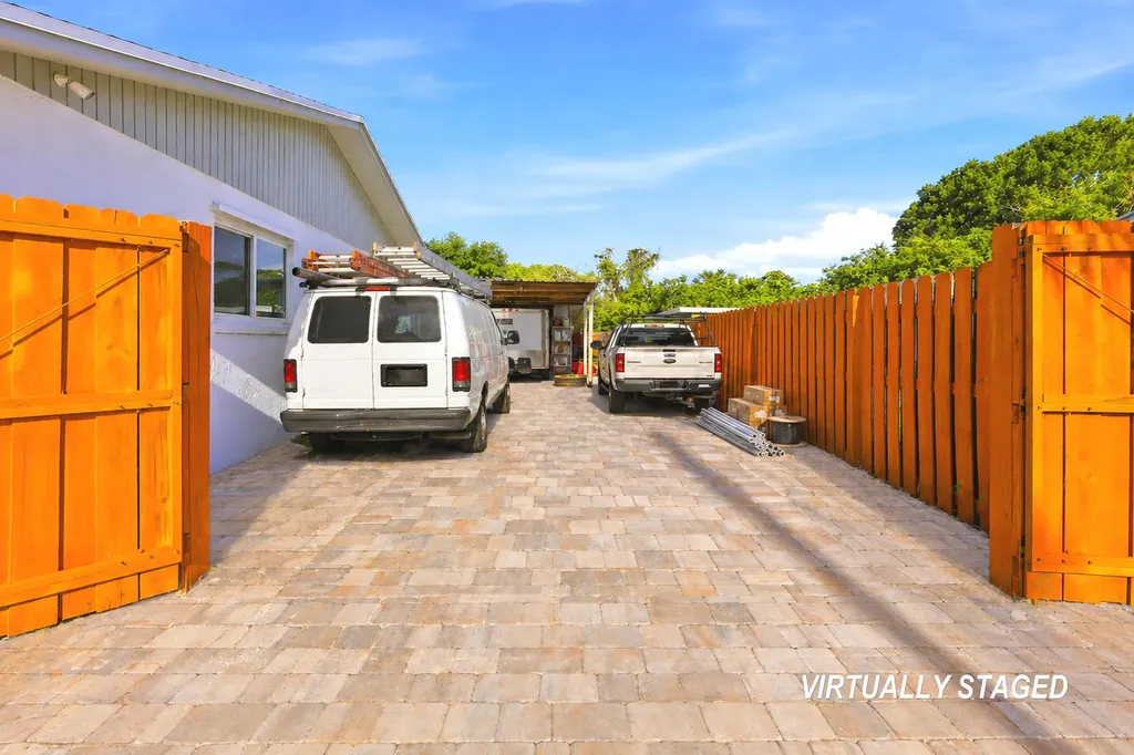 1212 Concord Avenue West Palm Beach FL 33417