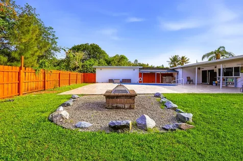 1212 Concord Avenue West Palm Beach FL 33417
