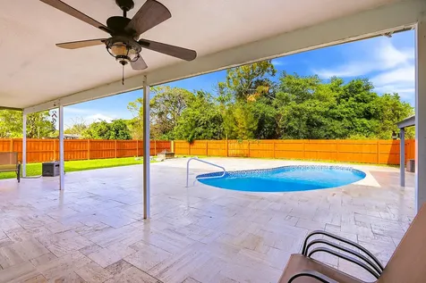 1212 Concord Avenue West Palm Beach FL 33417