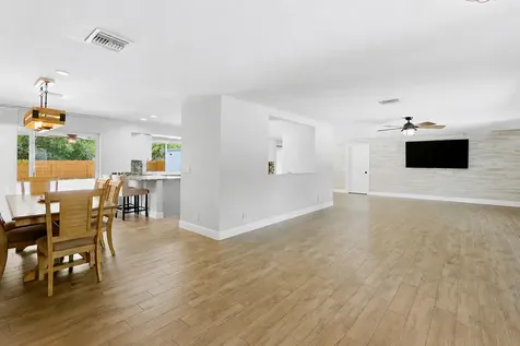 1212 Concord Avenue West Palm Beach FL 33417