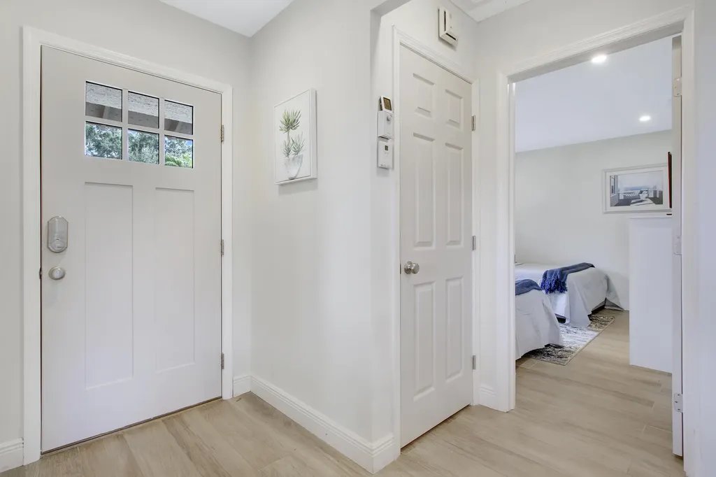 533 Club Drive Palm Beach Gardens FL 33418