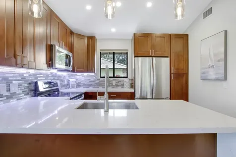 533 Club Drive Palm Beach Gardens FL 33418