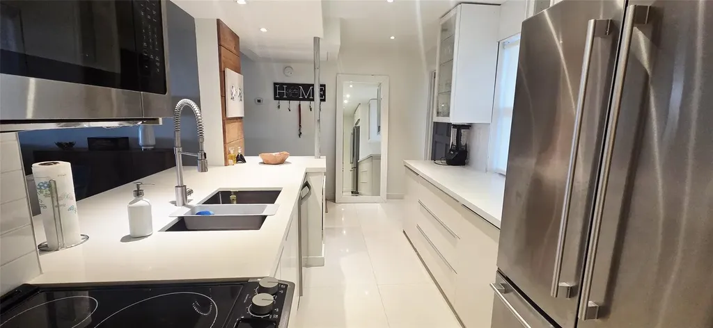 2671 S Course Drive Pompano Beach FL 33069