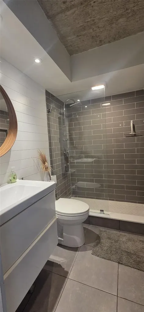 2671 S Course Drive Pompano Beach FL 33069