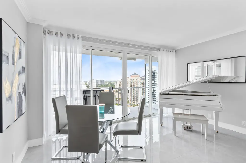 2800 E Sunrise Boulevard Fort Lauderdale FL 33304