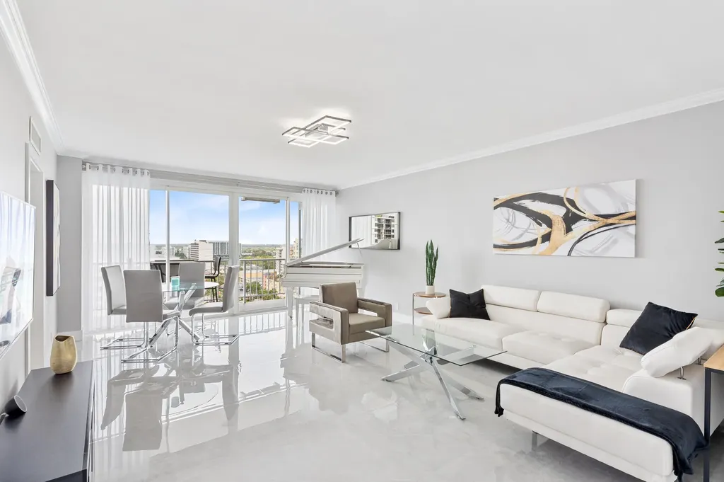 2800 E Sunrise Boulevard Fort Lauderdale FL 33304